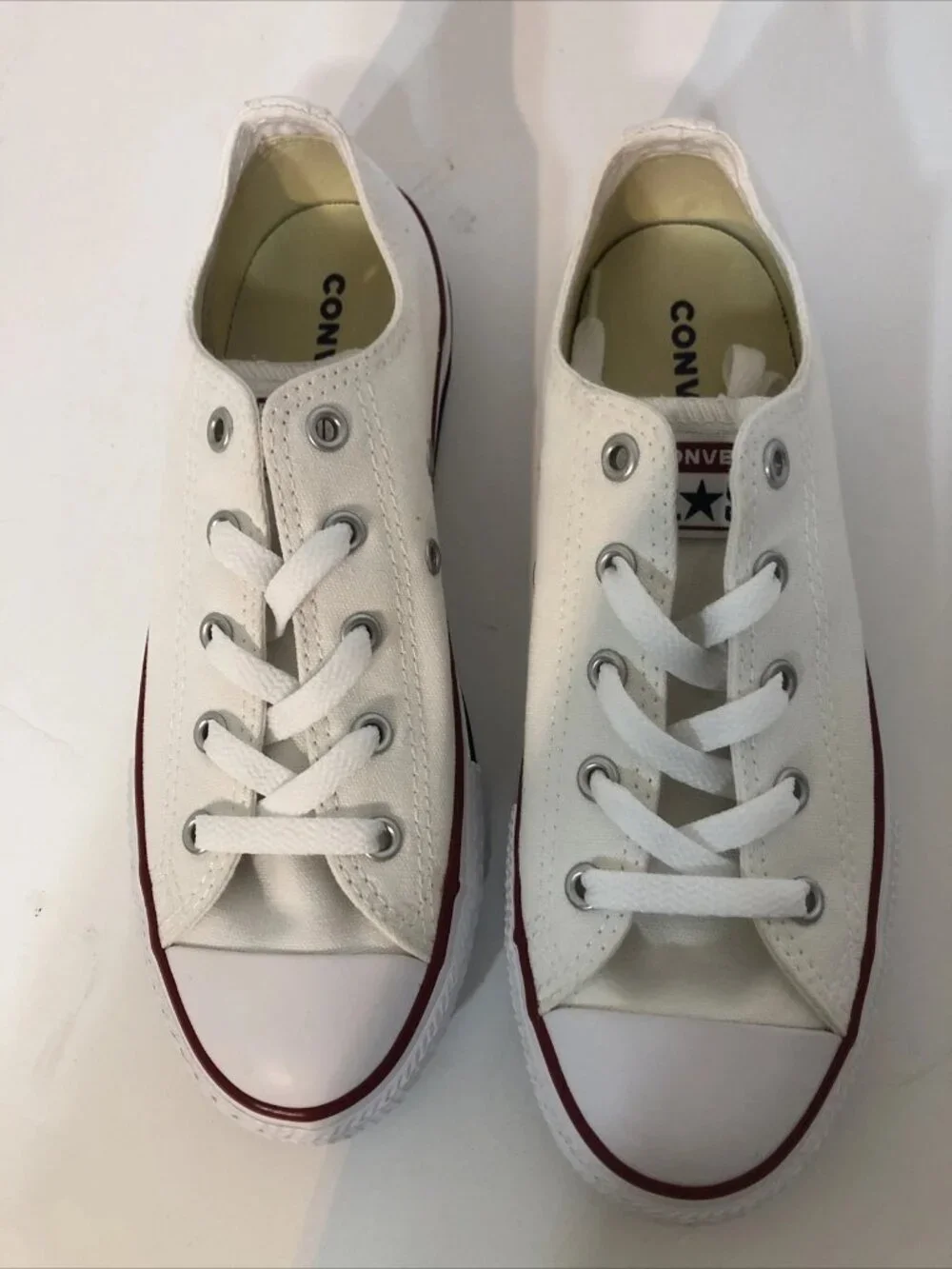 Converse ctas white